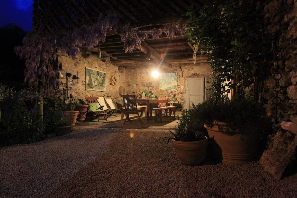 Le Balcon Commingeois Bed & Breakfast Chein-Dessus Room photo